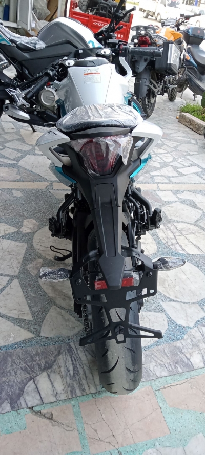 CF MOTO 250 SR